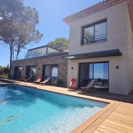 Lou Calen Villa *